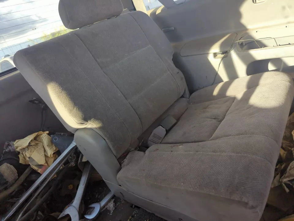 01 02 03 04 05 06 07 TOYOTA SEQUOIA REAR LEFT DRIVER SEAT(3RD ROW LEFT) FABRIC