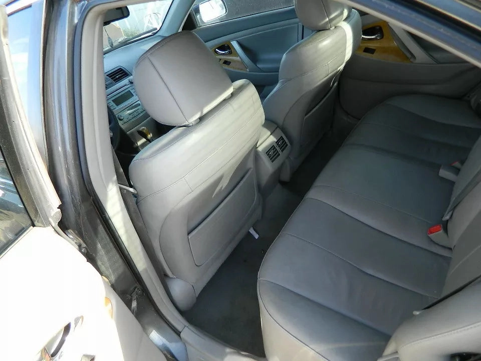07-09 TOYOTA CAMRY LEATHER SEATS - SET OF 3 ( DRIVER, PASSENGER AND REAR) - LA13