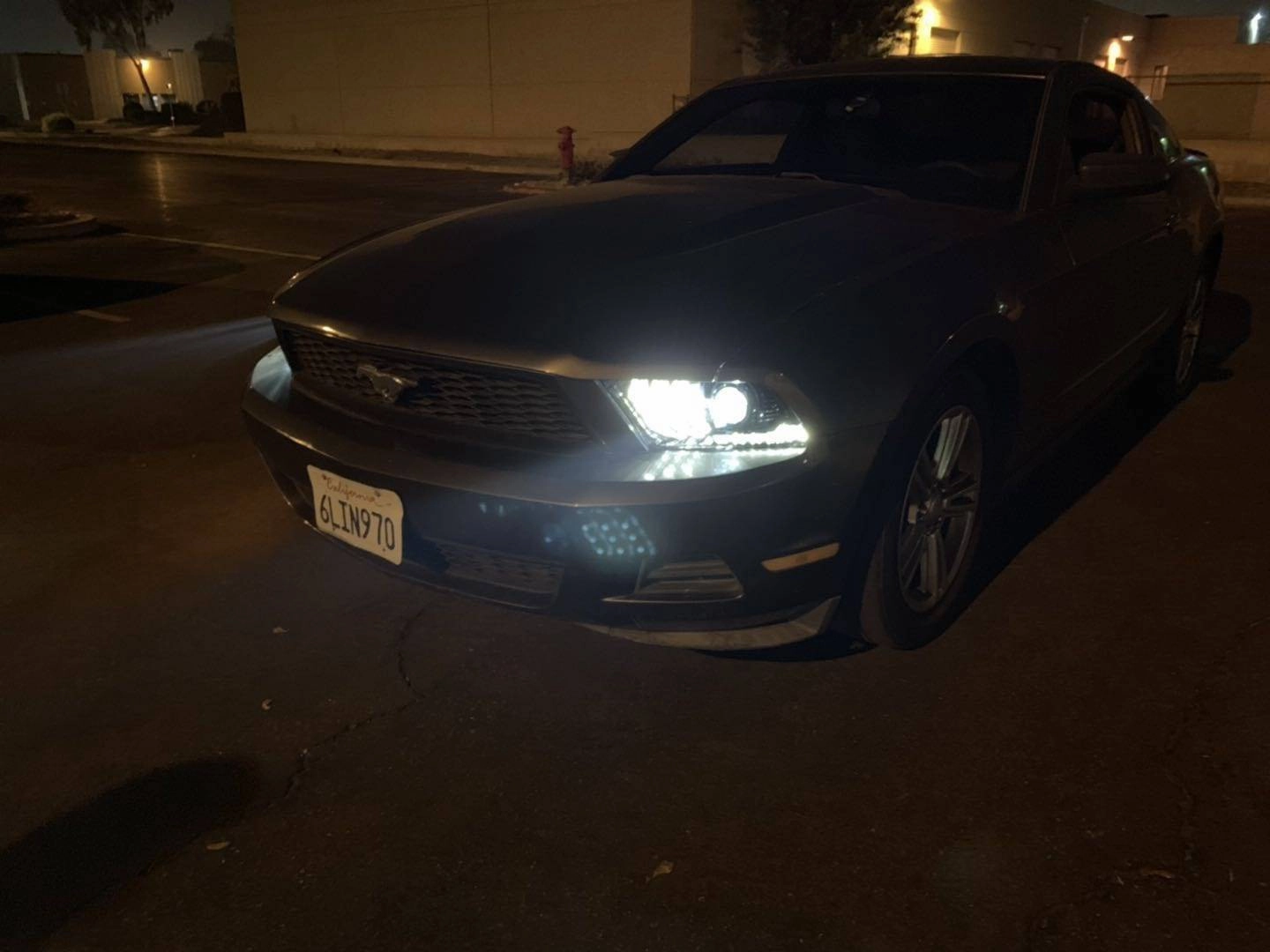 10-12 Ford Mustang LUXX-Series LED Projector Headlights Chrome