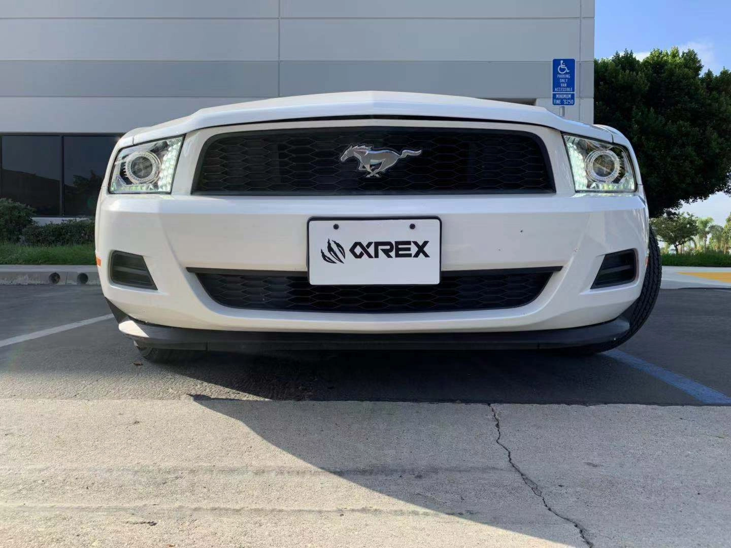 10-12 Ford Mustang LUXX-Series LED Projector Headlights Chrome