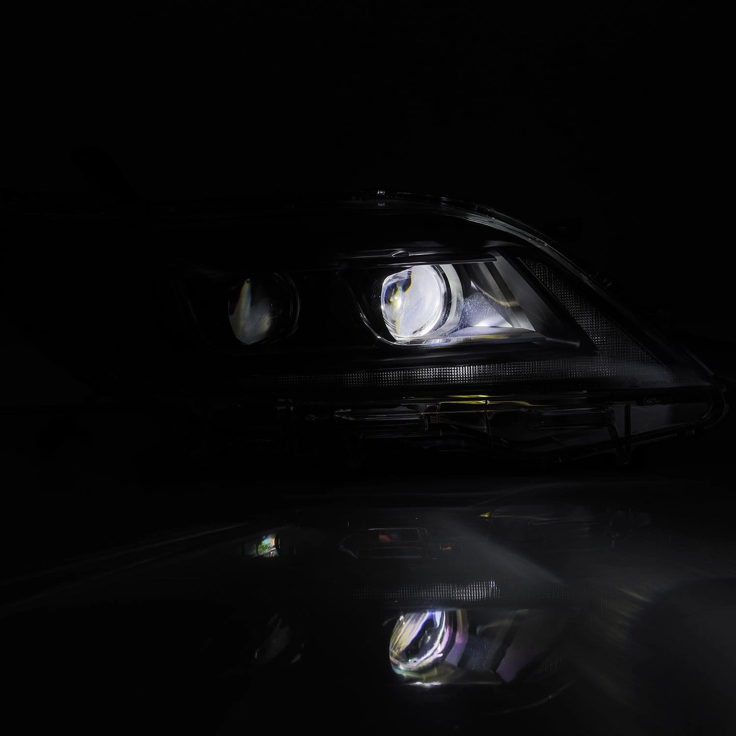 11-20 Toyota Sienna PRO-Series Halogen Projector Headlights Black