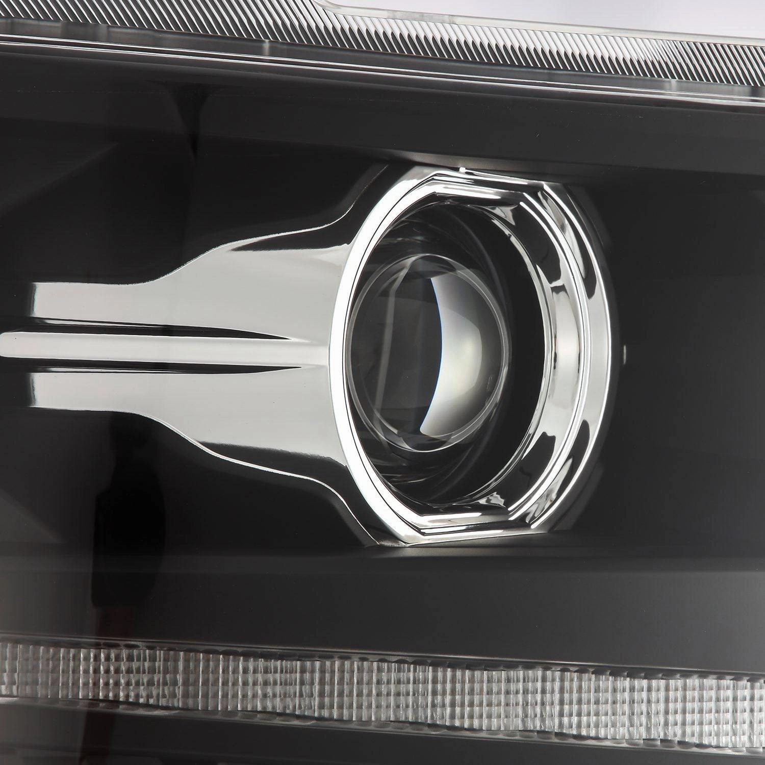 14-15 Chevrolet Silverado LUXX-Series LED Projector Headlights Black