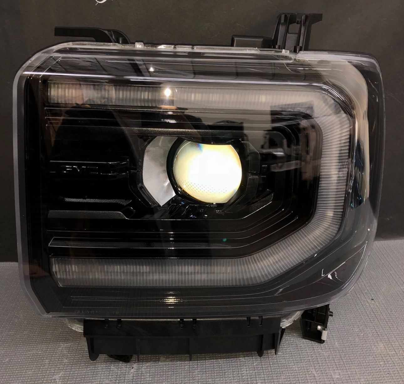 2015-2019 GMC Sierra 2500/3500 1/2 Ton OEM LED Headlight Conversion - CUSTOM