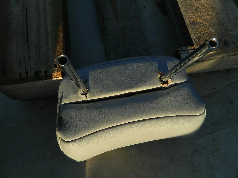 INFINITI G35 FRONT LEFT DRIVER SEAT HEADREST- LEATHER