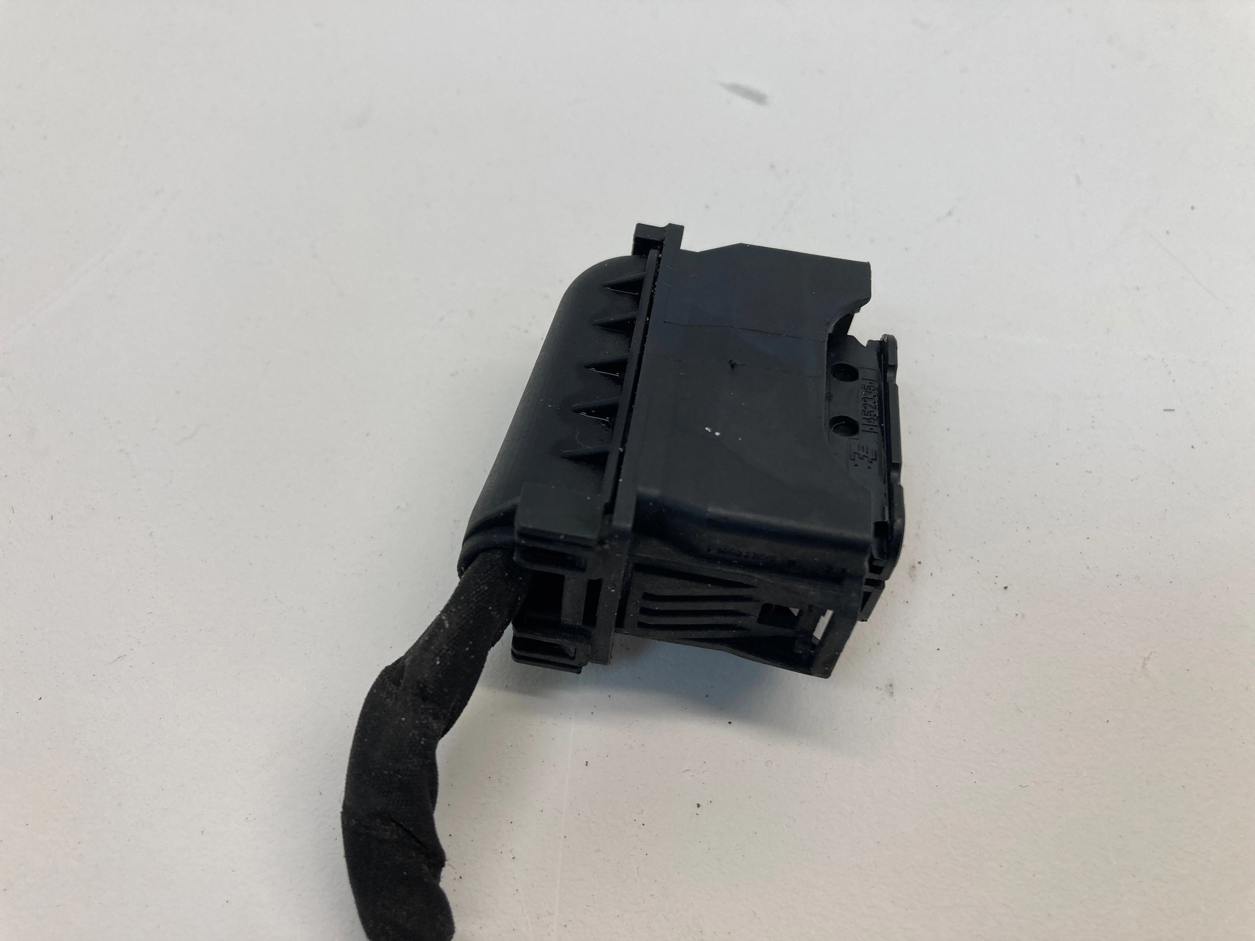 Mini Cooper Headlight Connector Wire Harness LED 14-15 F55 F56 F54