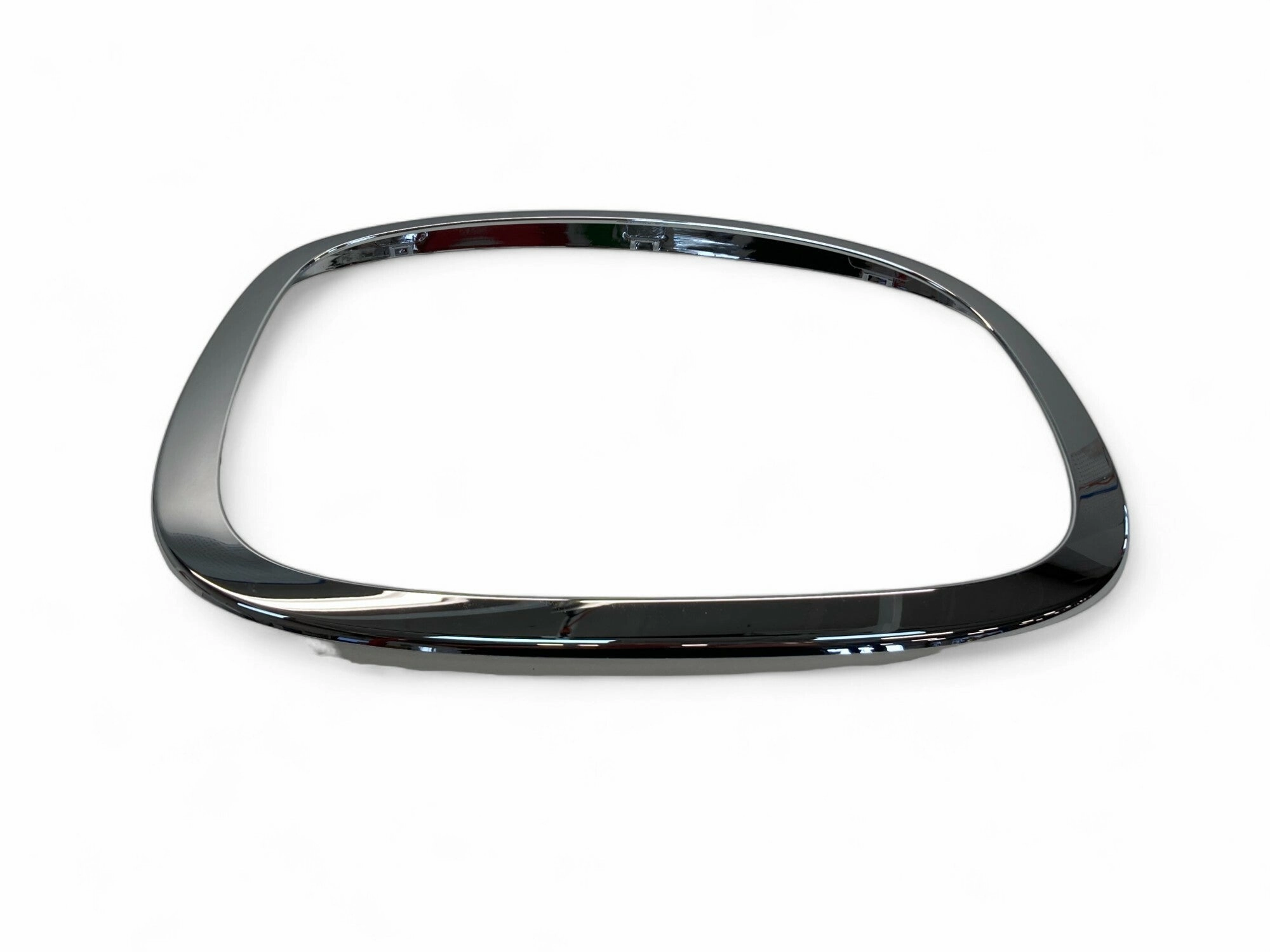 Mini Cooper Left Tail Light Trim Surround Chrome NEW 63218495331 14-22 F55 F56 F57