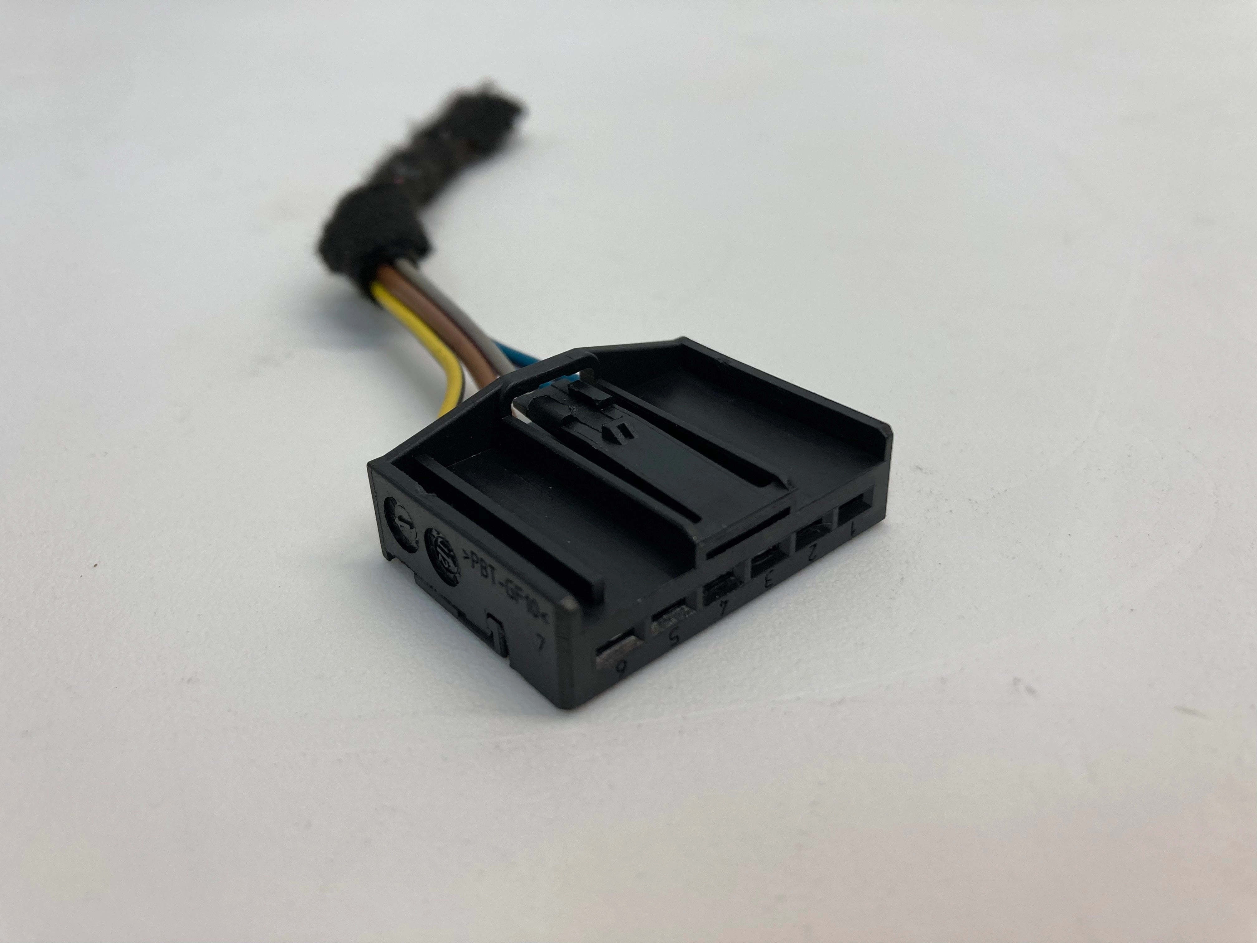 Mini Cooper Rear Tail Light Connector with Wires 11-15 R56 R57 R58 R59